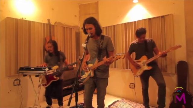 TAMAN MUSIK | ZAT KIMIA (LIVE) смотреть онлайн