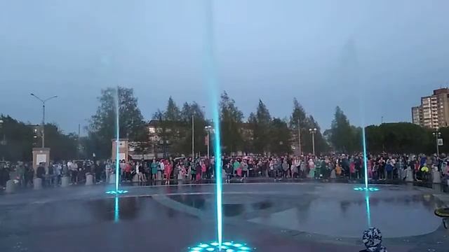 Музыкальный фонтан в Череповце смотреть онлайн