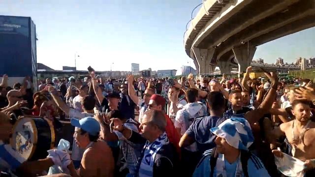 Fans of Argentina in Saint-Petersburg смотреть онлайн