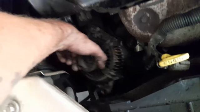 Alternator change on Chrysler Sebring JXI convertible 1998. SIMARD MAINTENANCE 514 627 1648 смотреть онлайн