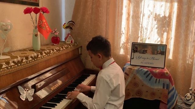 SOFT MOZART RECITAL May 2023: Ivan, 9 yo, Russia, plays К.Кюнер Этюд До мажор смотреть онлайн