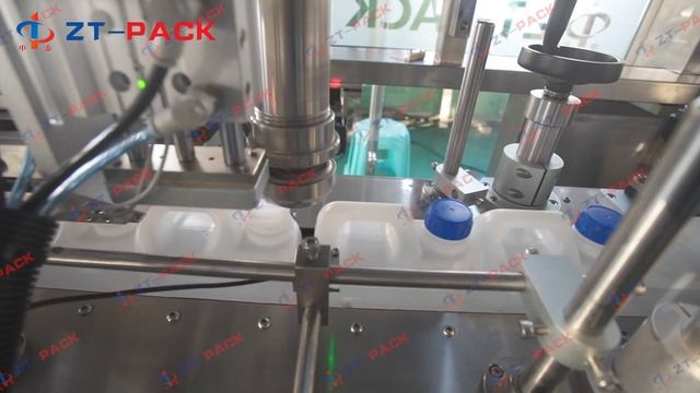 1-5L Radiator coolant Filling machine line آلة المبرد المبرد Machine de refroidissement radiateur смотреть онлайн