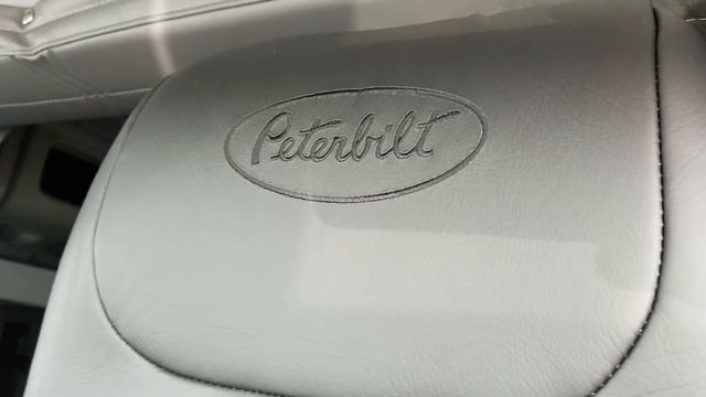 Just in!! 3 Colors of New Heavy Haul Peterbilt 389's in stock. JW- 970-518-5520 смотреть онлайн