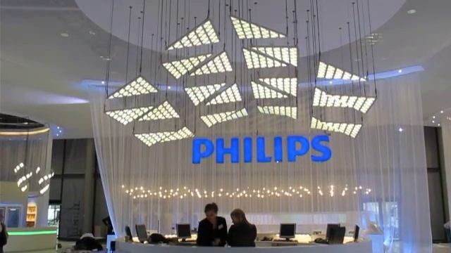 Philips OLED lighting kinetic installation смотреть онлайн