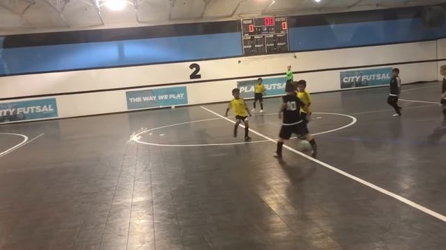 Santiago's footwork skills #Crack #Kidphenom 1 on 1 Soccer skills смотреть онлайн