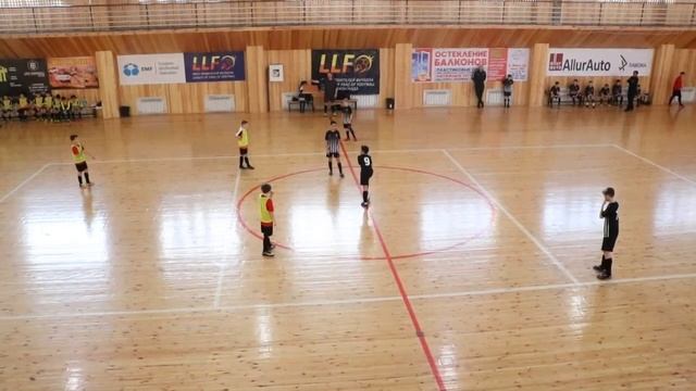 Шахтёр 2007-1 - Шахтёр 2006-1. Счёт 1:2. U-12. Junior league. Полный матч. 23.02.2019г. смотреть онлайн