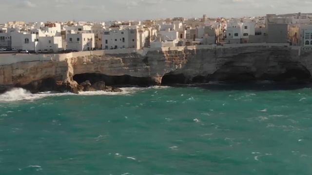 Italy - Rome - Puglia, Polignano a Mare, Otranto, Santa Cesarea Terme,Province of Matera смотреть онлайн