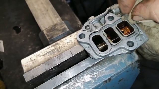 Honda _F23A_ Замена Прокладок Клапана Vtec...mp4 смотреть онлайн