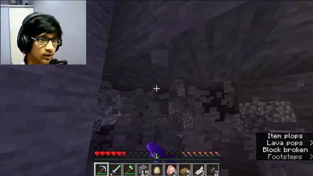 Minecraft, but you can craft Emerald Tools! смотреть онлайн