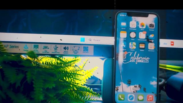 Каково ходить с iPhone 8 Plus в 2024 году, стоит ли брать?! смотреть онлайн