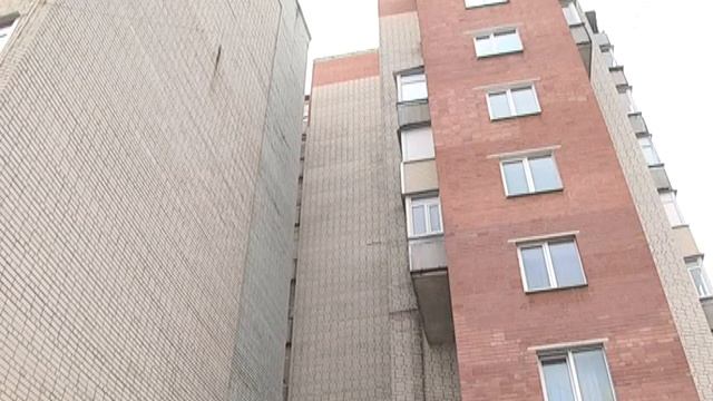 Повикопували рослини з клумби | Телеканал Новий Чернігів смотреть онлайн