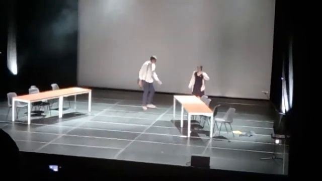 En allemand scène de théâtre смотреть онлайн