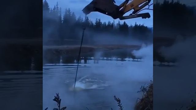 Закалка наковальни в условиях дикой природы 🔥 смотреть онлайн