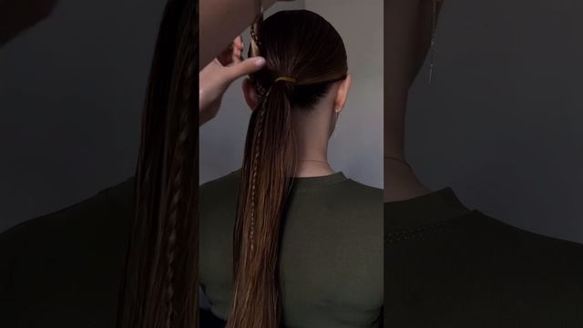 Красивый пучок с косами. Подписывайся на наш Яндекс.Дзен / Pinterest / Telegram / ВКонтакте