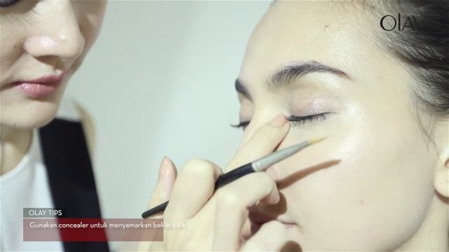 Tutorial Make Up Praktis untuk Membantu Menyamarkan Kerutan смотреть онлайн