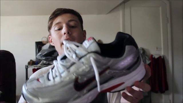IS THIS NIKE "DAD SHOE" BETTER THAN THE KING OF "DAD SHOES?" (AIR MONARCH) смотреть онлайн