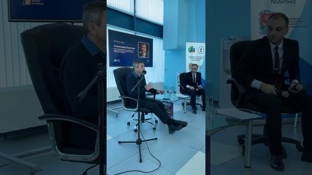 «Диалог на равных» с Александром Лазуткиным смотреть онлайн