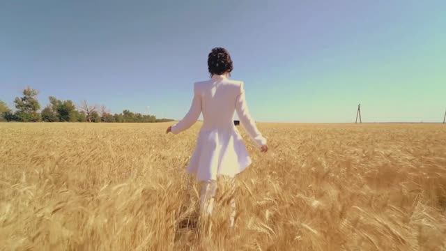 OTTA-orchestra. "Под парусом." (recolor) смотреть онлайн