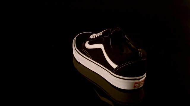 Vans U Old Skool Black White VD3HY28 Sneakers смотреть онлайн