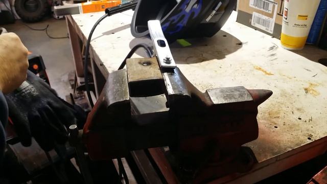 I bought a 50 Amp Plasma Cutter . 200 A DC Arc Welder. TIG Welder 2 years ago, let's see if it work смотреть онлайн