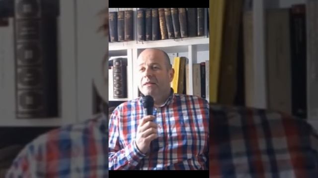 El desprecio a la Filosofía medieval en la enseñanza смотреть онлайн