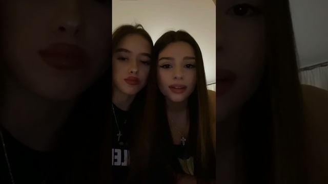 pretty teens🤗 смотреть онлайн