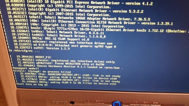 Loading Thecus N7700 with DOM V2 смотреть онлайн