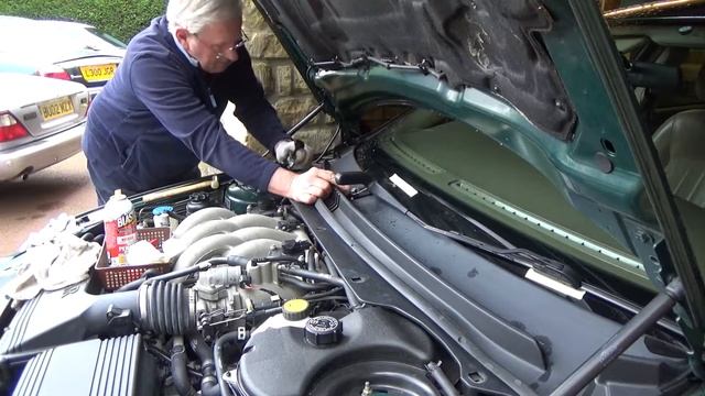 Jaguar X-Type POLLEN / CABIN FILTER renewal смотреть онлайн