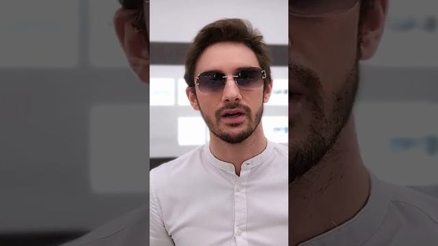 C de Cartier Sunglasses Features смотреть онлайн
