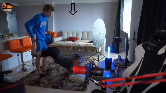 пока запустил на бонге? смотреть онлайн