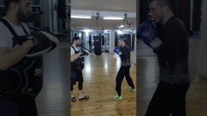 Бокс, лапы.Тренер МС Ислам Рабаданов.