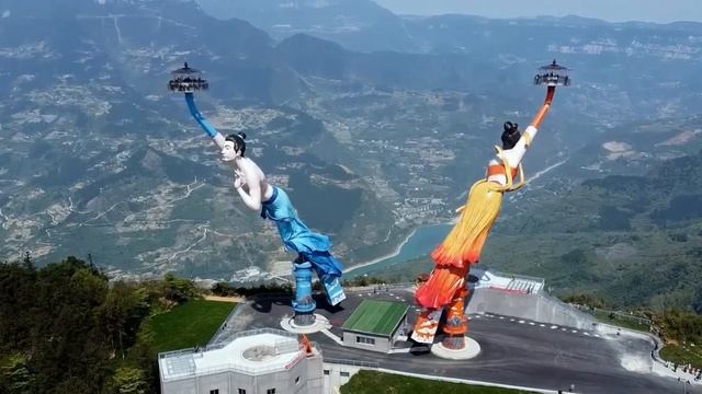 Самая высокая карусель и смотровая площадка - Летающий поцелуй FLY KISS FLYING KISS SKY KISS смотреть онлайн
