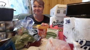 ПОСМОТРИМ ЧТО КУПИЛИ В КИРОВЕ. ЗАВАЛИЛА СТОЛ ПОКУПКАМИ.