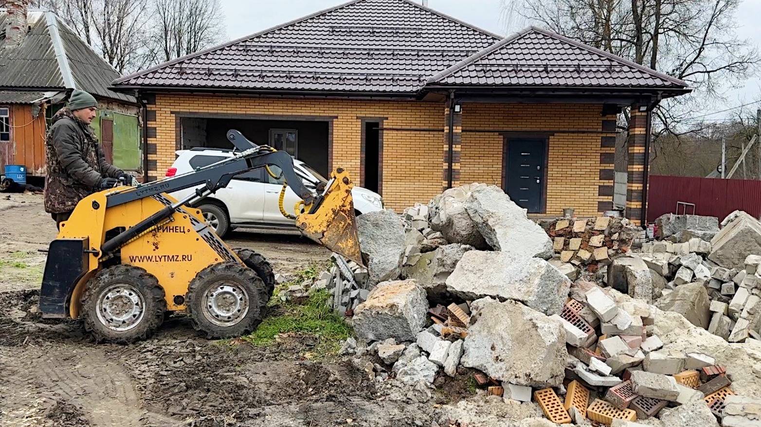 Мы покрасили дом. Обзор краскопульта BRAUNDORF TurboPaint HVLP-35. Стройка продолжается. смотреть онлайн