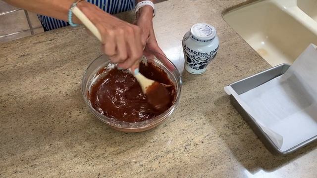 Amarena Black Forest Brownies HD 720p смотреть онлайн