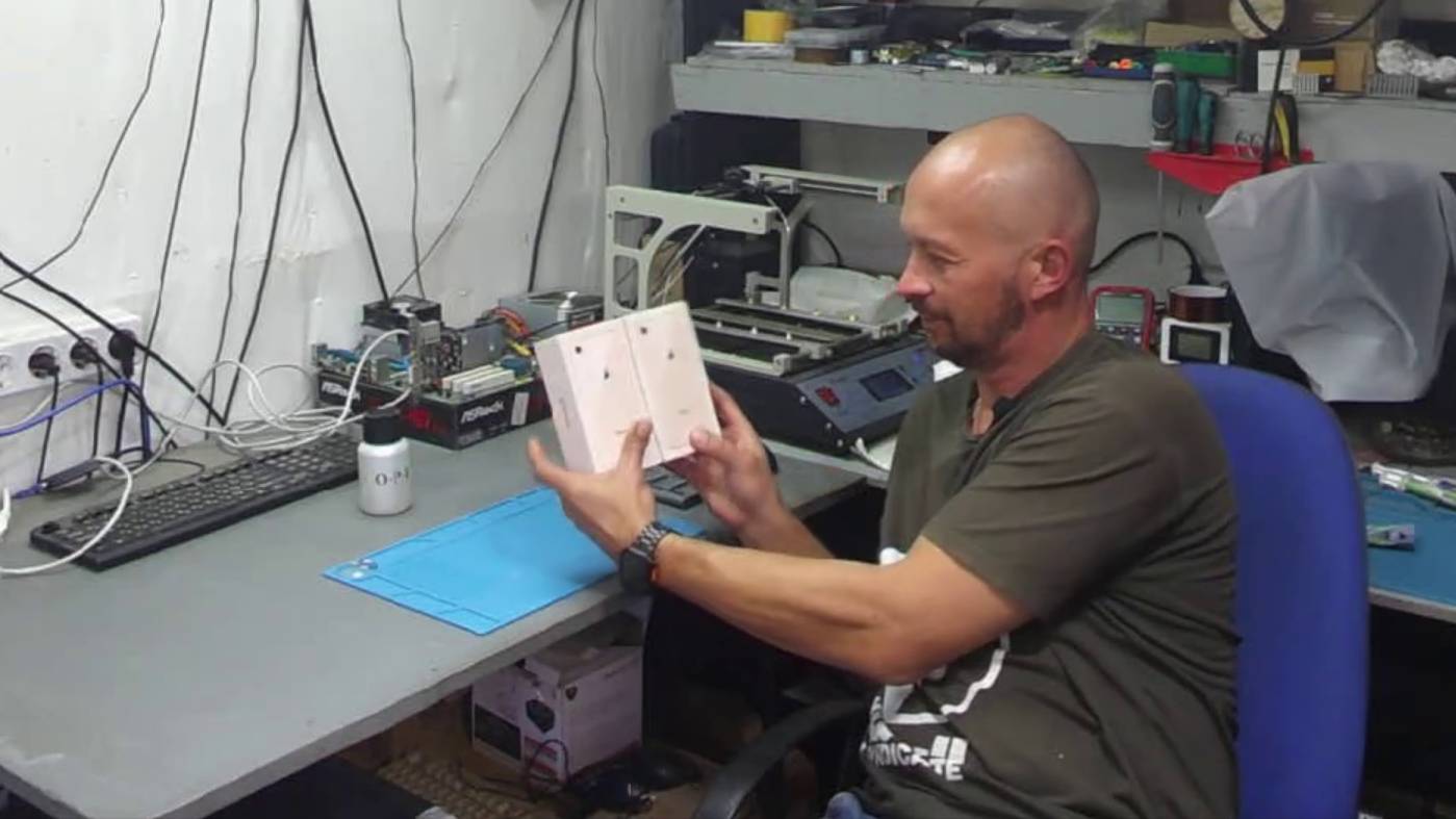 Близнецы IPhone | ЗверьПК смотреть онлайн