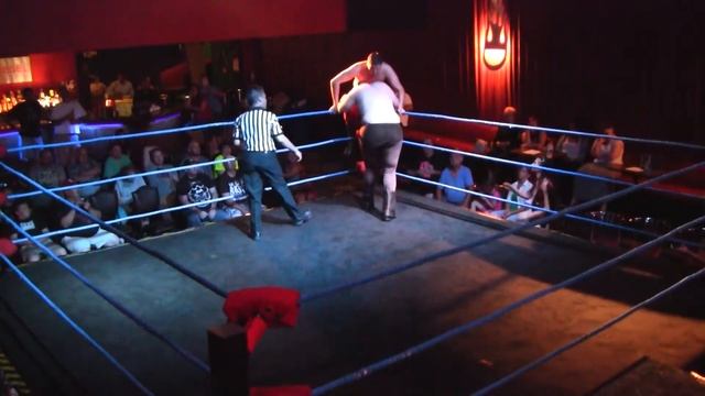 Apex Pro Wrestling - "Grizzly" House Jones vs Bill John смотреть онлайн