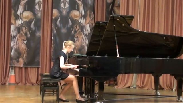 Mendelssohn "Rondo capriccioso" Исп. Даша Пензина смотреть онлайн
