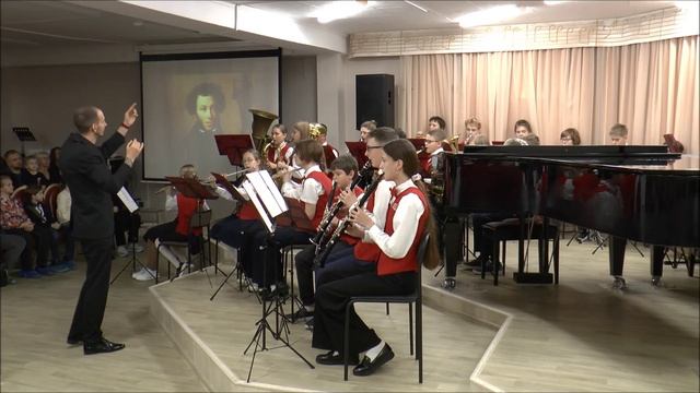 1. М.И. Глинка. Марш Черномора из оперы «Руслан и Людмила». Исп. духовой оркестр «Динамик» смотреть онлайн