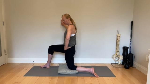 Hip Mobility Exercises // FREE 7 Day Full Body Mobility Challenge