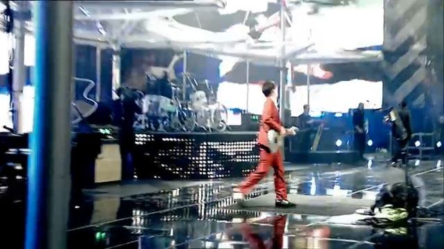Muse - Knights Of Cydonia (Official Music Video) смотреть онлайн