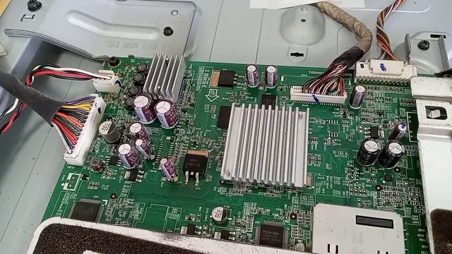 tv Sony kdl 40bx425 desligando sozinha (resolvido). смотреть онлайн