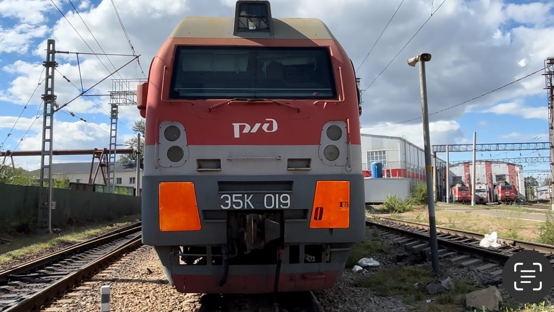 Электровоз переменного тока Э5К смотреть онлайн