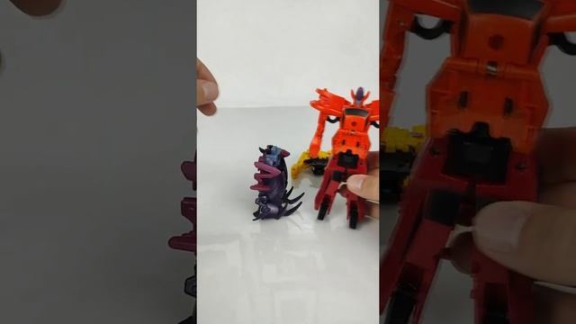 Трансформер Сайберклоу против Бисайда #shorts смотреть онлайн