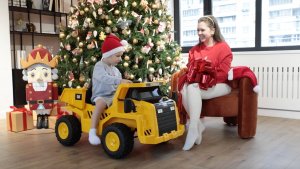 Электромобиль - самосвал Caterpillar / Babycare_под_ёлочку