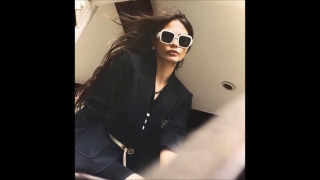 La magnitud del amor de Can Yaman y Demet Özdemir es como una epopeya смотреть онлайн