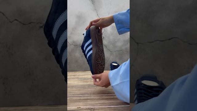 Кроссовки Adidas Spezial смотреть онлайн
