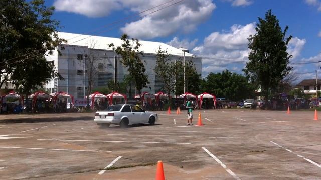 AE86(ไส้อั่วบิน)@กำแพงเพชร смотреть онлайн