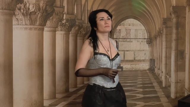 Юлия ГОЛОС - "В ожидании любви" смотреть онлайн