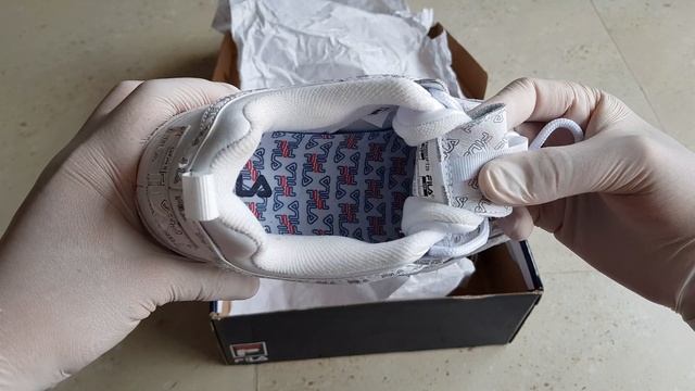 Fila Sneakers Trainers Woman - Fila Disruptor II Multiflag PM000537 - Unboxing - Haul - Whats Insid